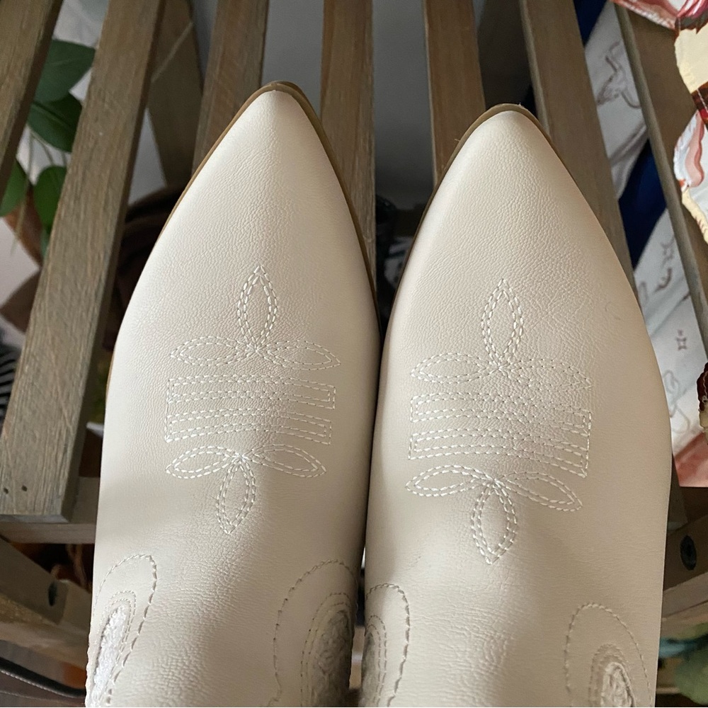 DOLCE VITA White Textured Ankle Cowboy Boots - Picture 3 of 14